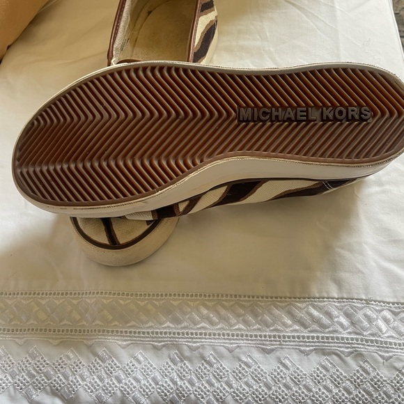 MK MICHAEL KORS ANIMAL PRINT Activewear! - Picture 5 of 8